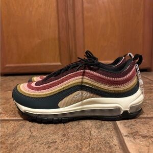 NWOT Nike Women's Air Max 97 SE shoes sz 7